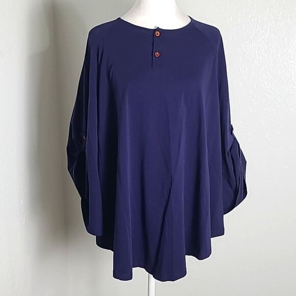 Kate Kasin T-Shirt Cape, Navy Blue with Red Buttons, One Size - Picture 2 of 8